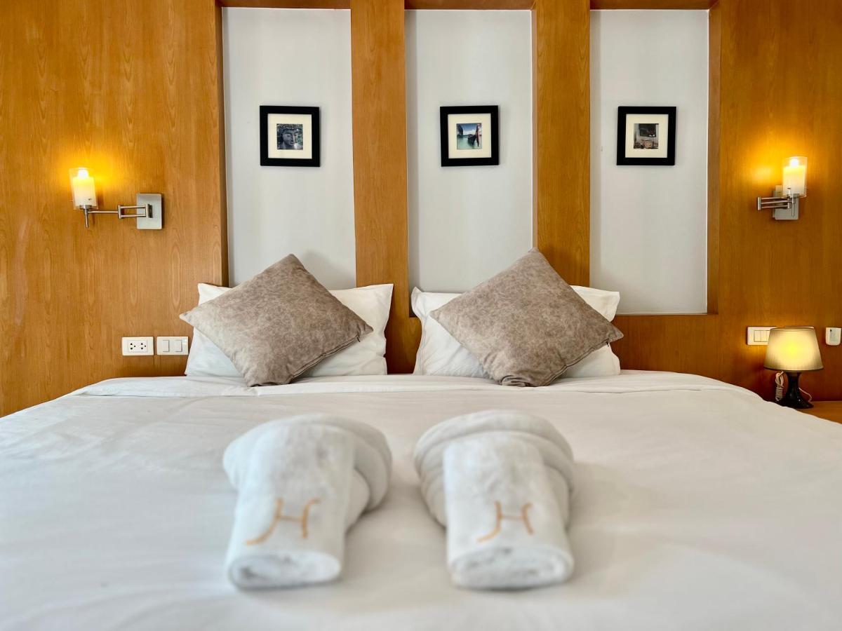 Icon Park Phuket Condo エクステリア 写真