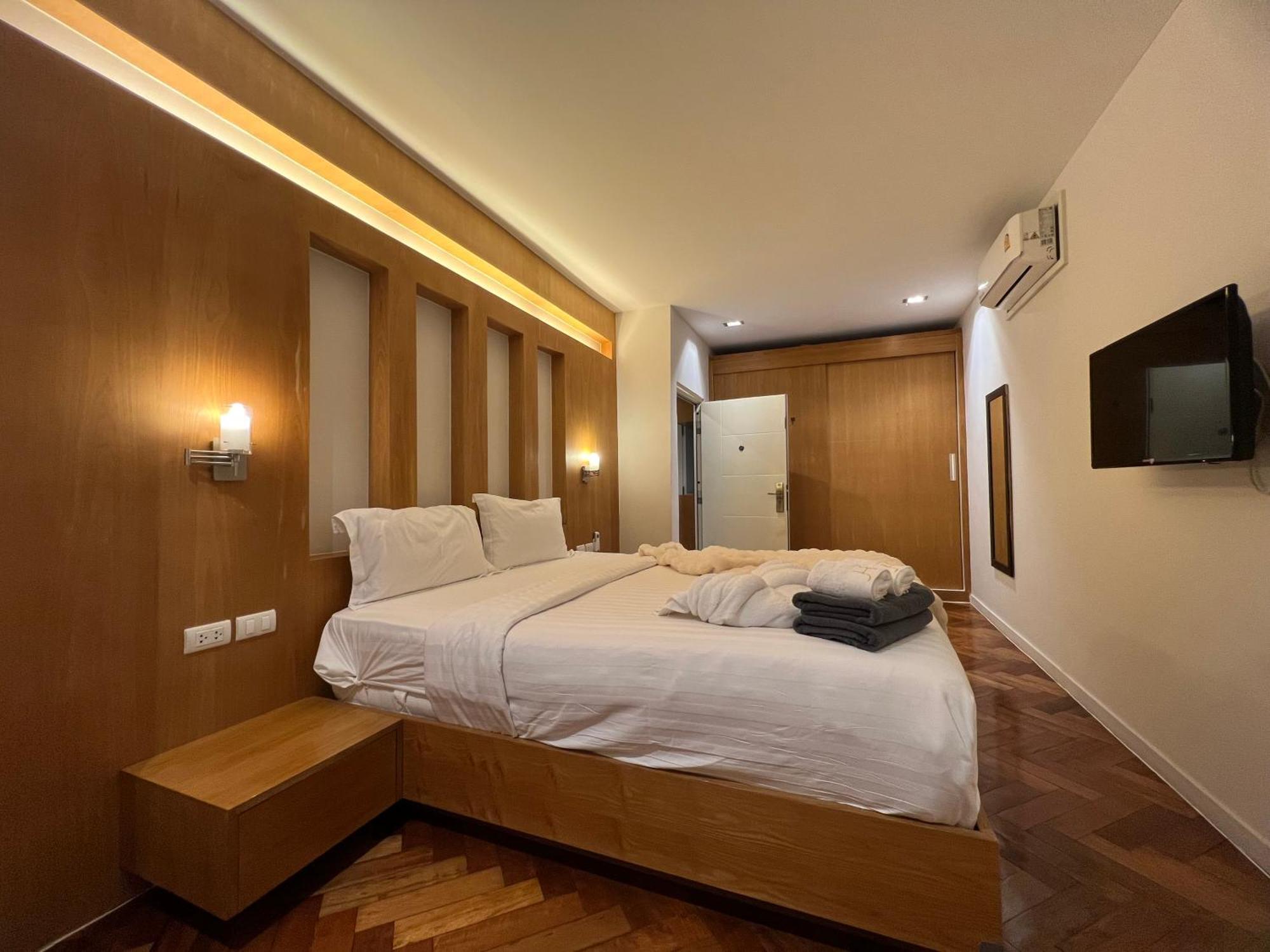 Icon Park Phuket Condo エクステリア 写真